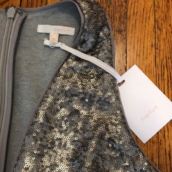 NWT Harlyn Plunge Neck Sequin Dress - Picture 5 of 9